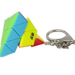 qiyi pyraminx keychain